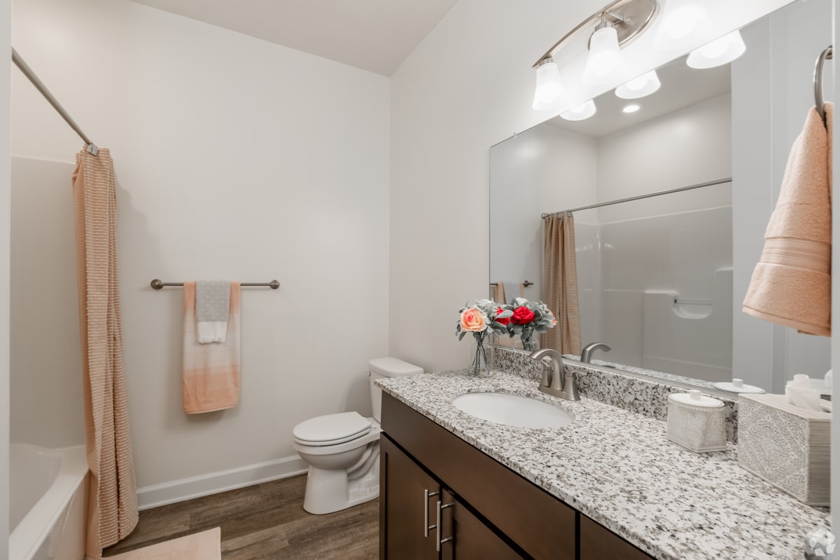 Apartments and Townhouses for Rent in York, PA Wynfield Photos